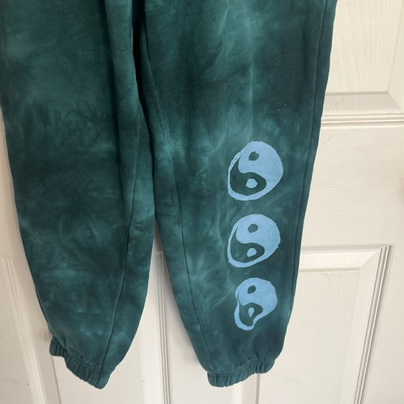 PacSun athletic  oversized joggers - Picture 3 of 7